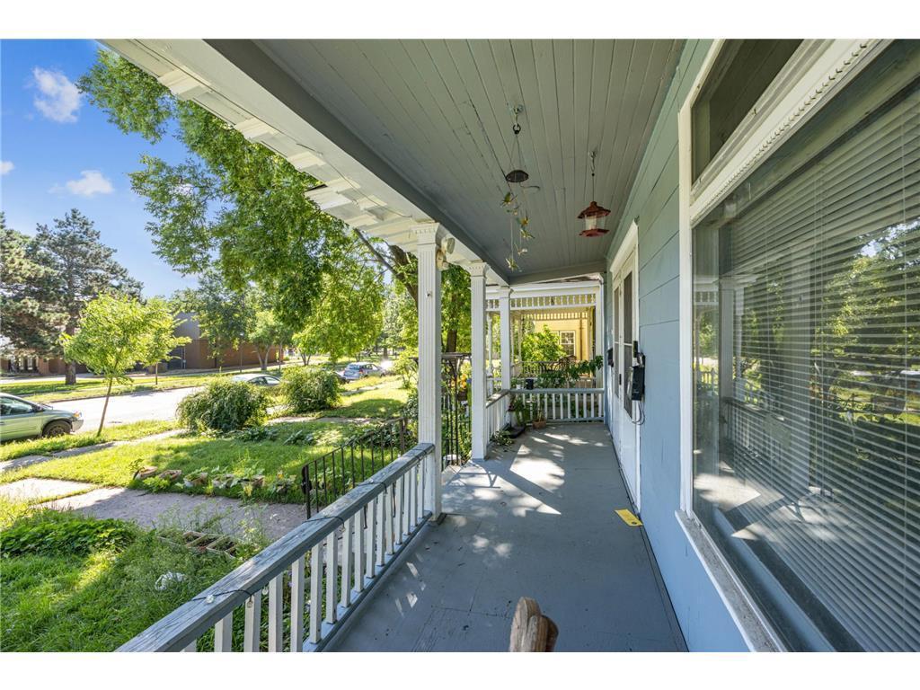 2827 Lyndale Avenue N Minneapolis MN 55411 7038219 image3