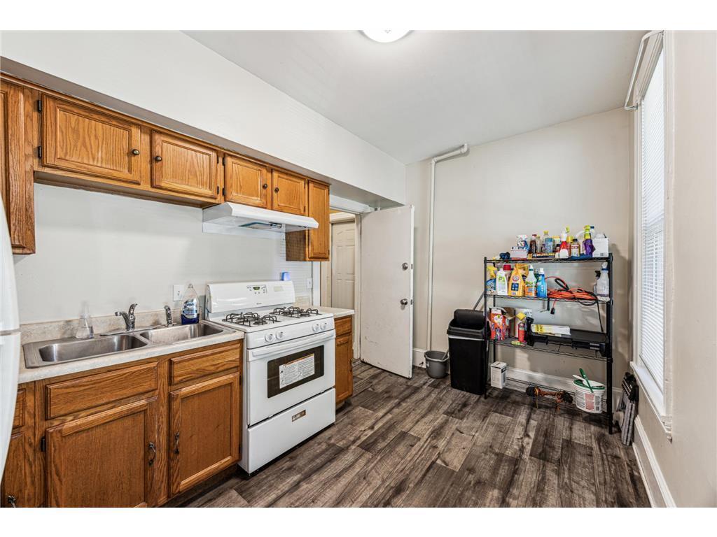 2827 Lyndale Avenue N Minneapolis MN 55411 7038219 image7