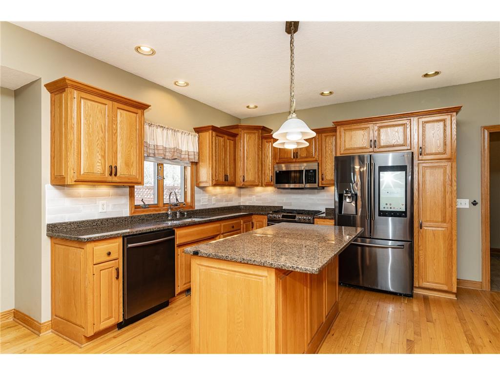 2827 Oakview Drive NE Rochester MN 55906 7048832 image13