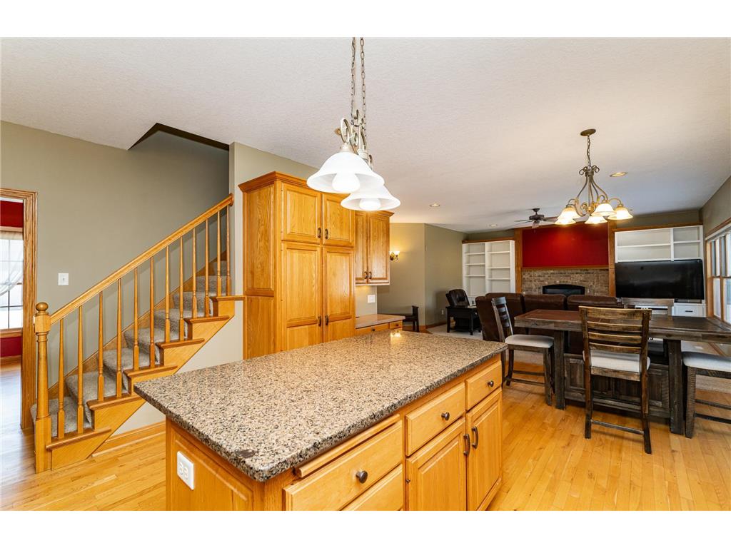 2827 Oakview Drive NE Rochester MN 55906 7048832 image15