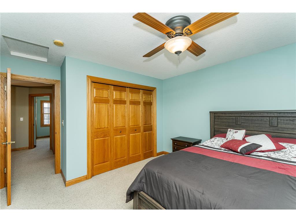 2827 Oakview Drive NE Rochester MN 55906 7048832 image28