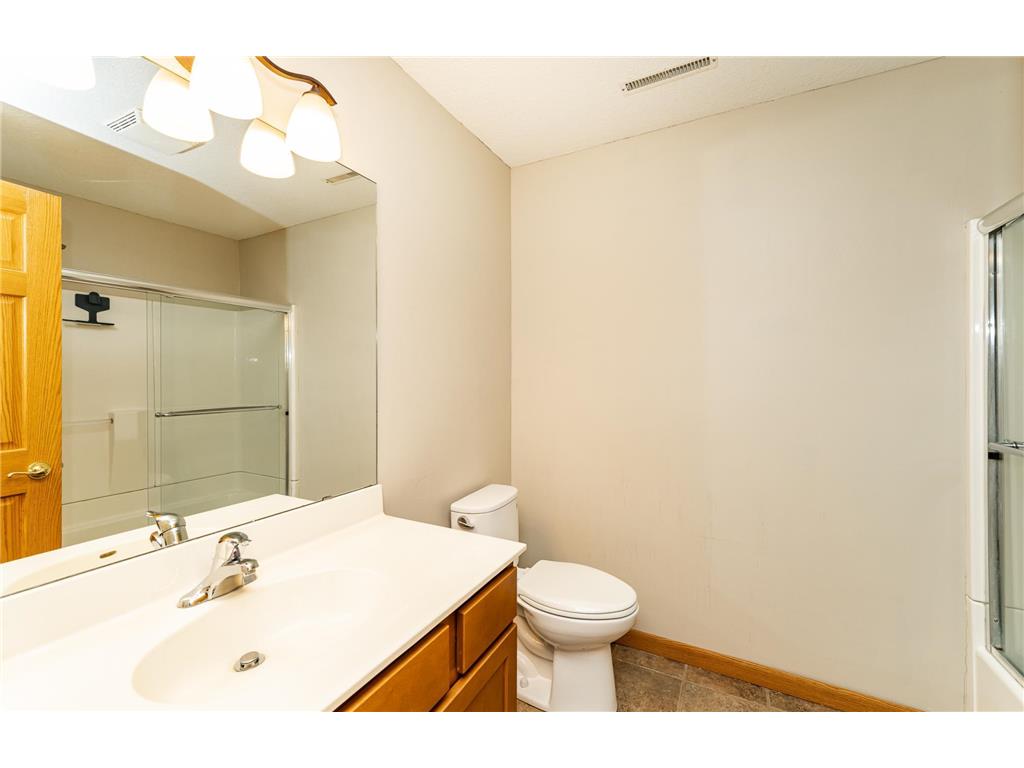 2827 Oakview Drive NE Rochester MN 55906 7048832 image36