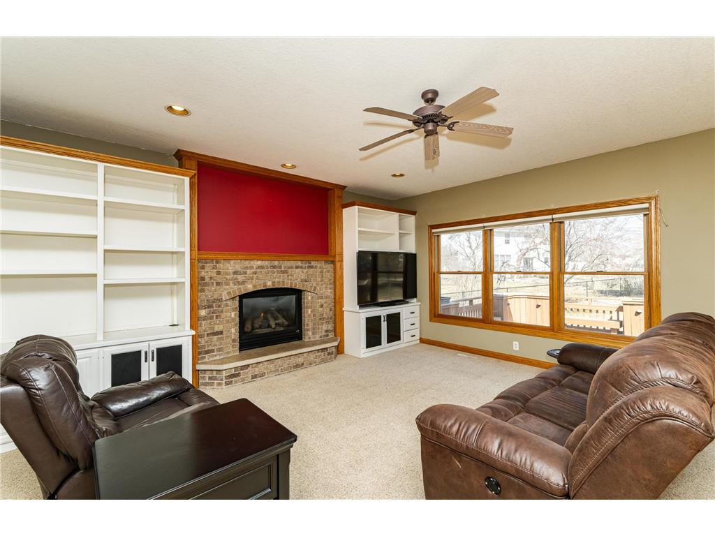 2827 Oakview Drive NE Rochester MN 55906 7048832 image8
