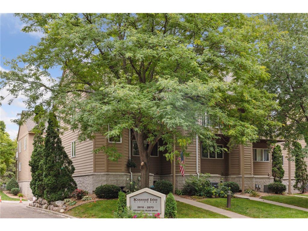2828 Kenwood Isles Drive, Minneapolis, MN, 55408 MLS 6430832 Edina