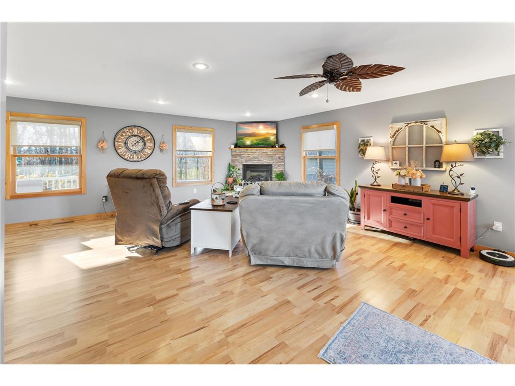 2828 W River Road Mora MN 55051 7009643 image15