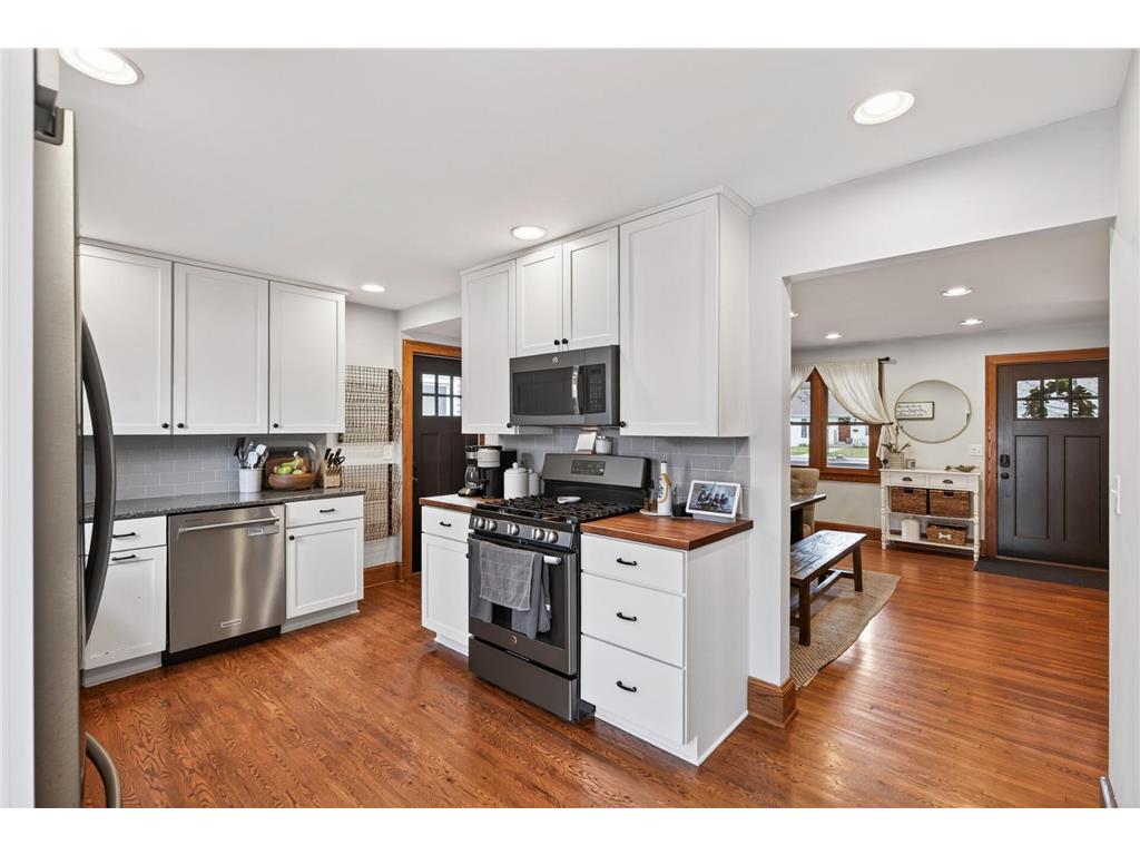 2829 Hampshire Avenue S Saint Louis Park MN 55426 7056004 image9