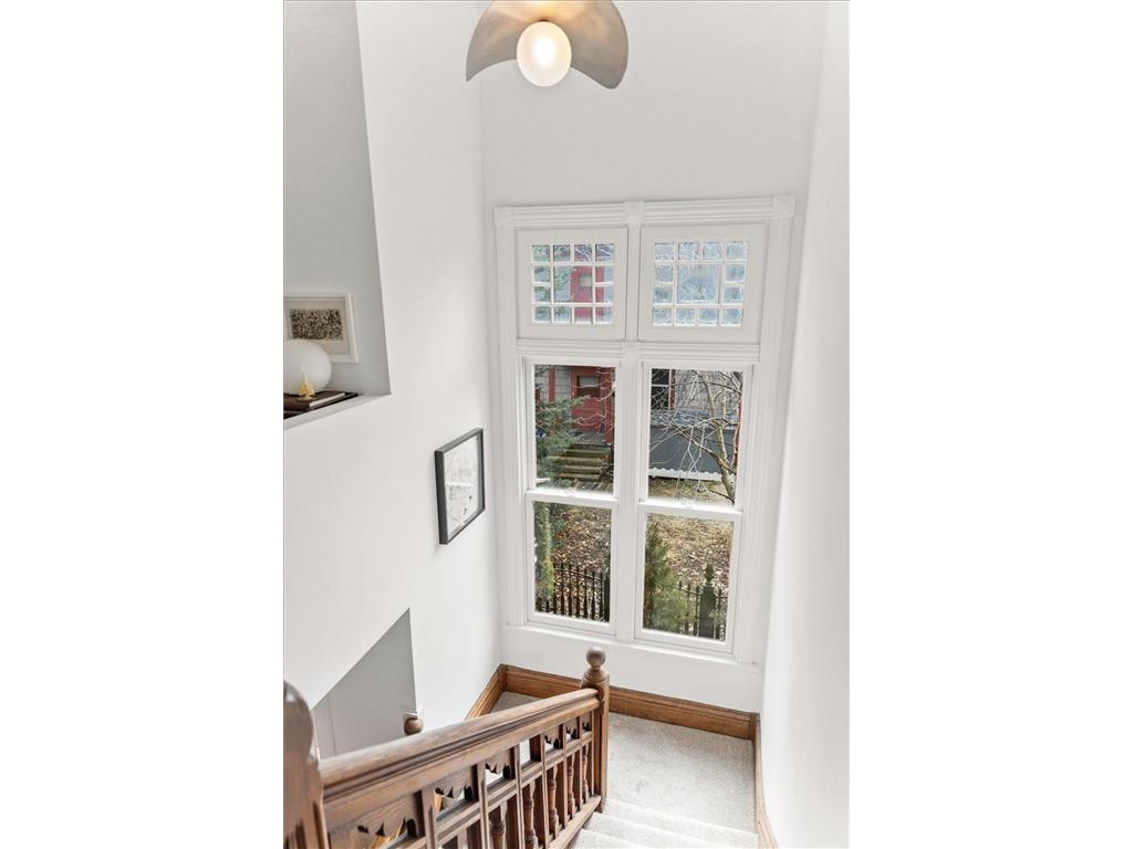 283 Avon Street N Saint Paul MN 55104 7020274 image35