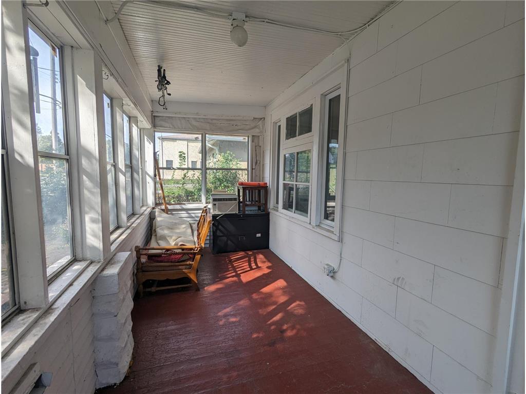 283 Front Avenue Saint Paul MN 55117 6659947 image16