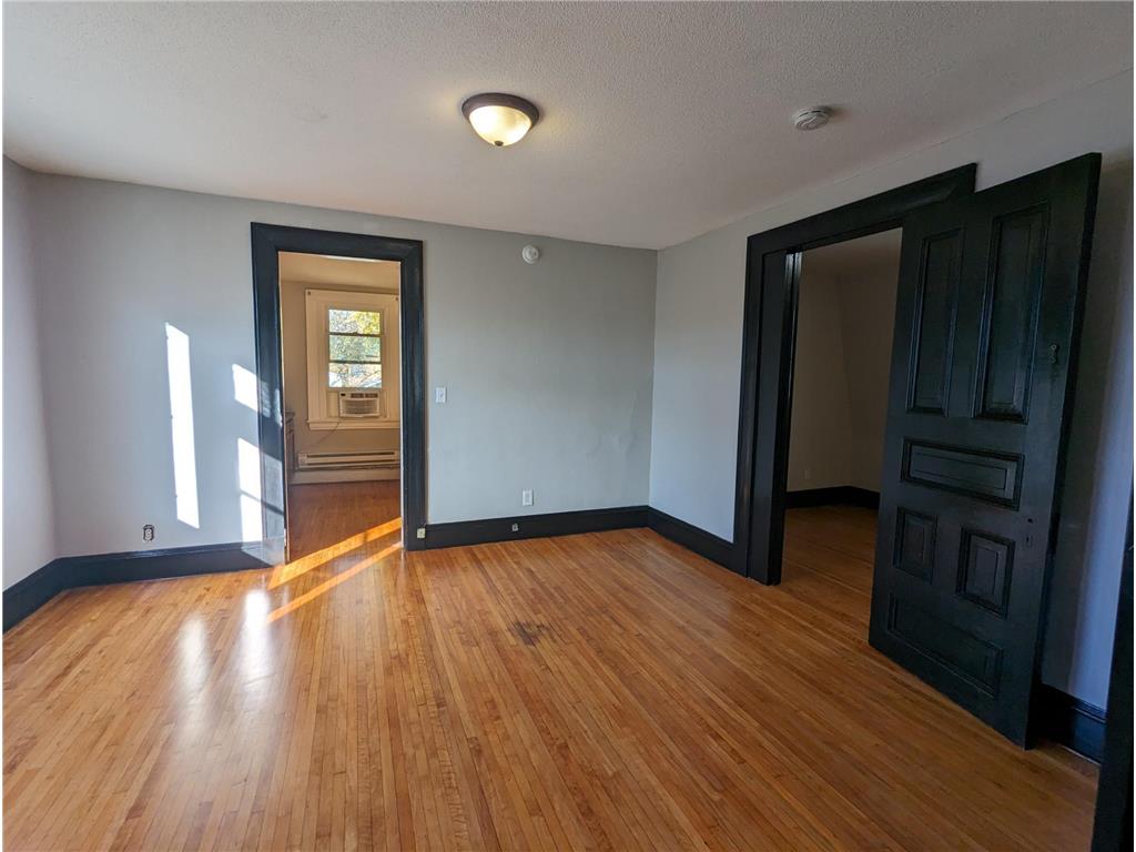 283 Front Avenue Saint Paul MN 55117 6659947 image17