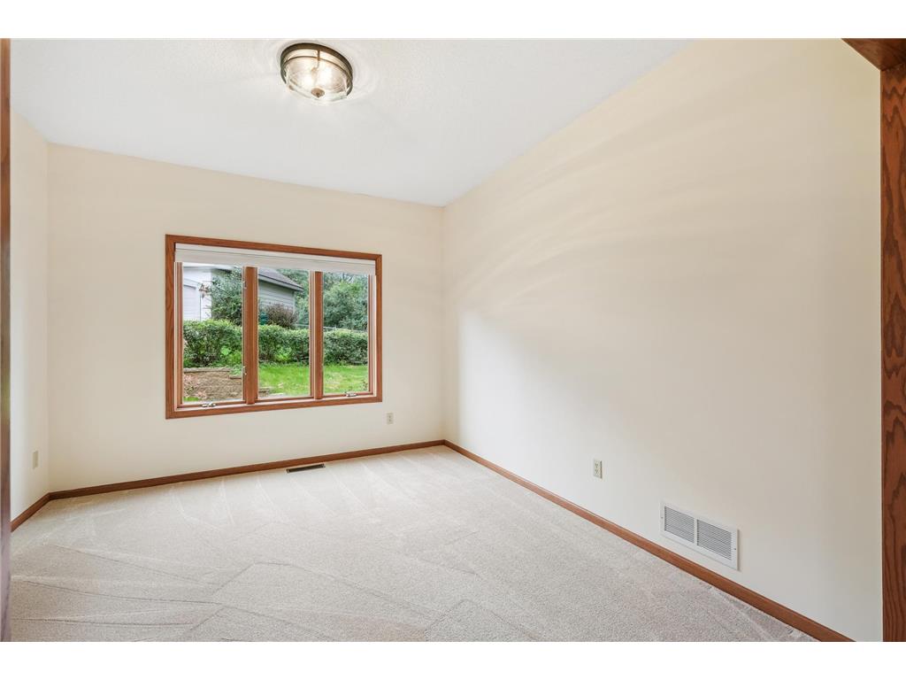 283 Timberline Trail Vadnais Heights MN 55127 6811906 image17