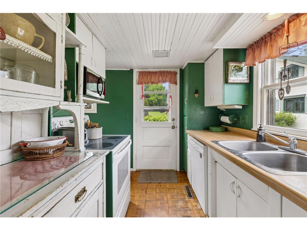 2830 Center Road Woodland MN 55391 - Lake Minnetonka 7089168 image15