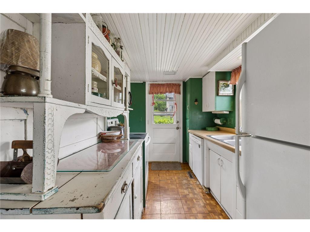 2830 Center Road Woodland MN 55391 - Lake Minnetonka 7089168 image16
