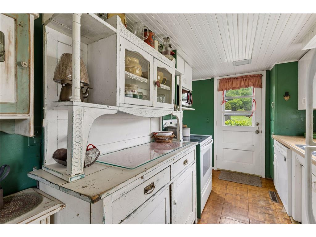2830 Center Road Woodland MN 55391 - Lake Minnetonka 7089168 image17