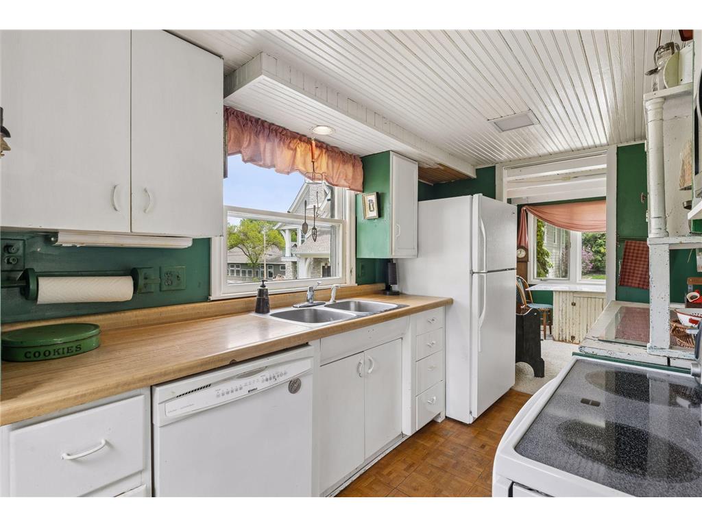 2830 Center Road Woodland MN 55391 - Lake Minnetonka 7089168 image18