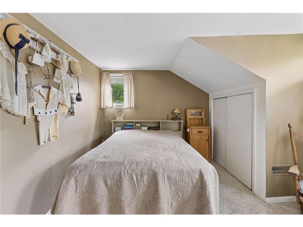 2830 Center Road Woodland MN 55391 - Lake Minnetonka 7089168 image24