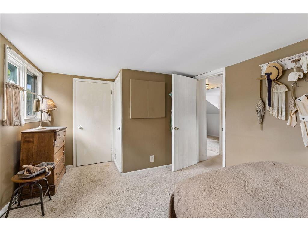 2830 Center Road Woodland MN 55391 - Lake Minnetonka 7089168 image26