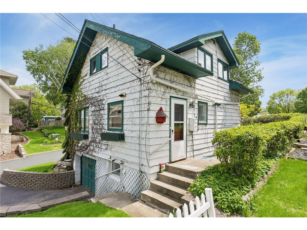 2830 Center Road Woodland MN 55391 - Lake Minnetonka 7089168 image35