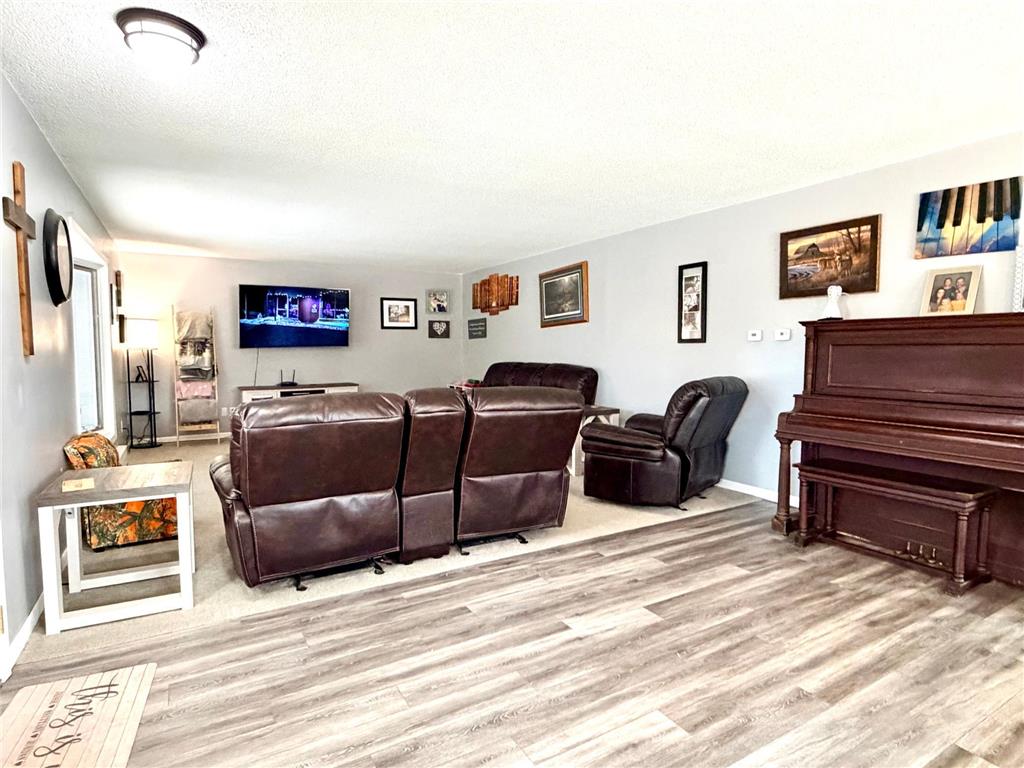 28308 Oliver Avenue Worthington MN 56187 7011844 image20