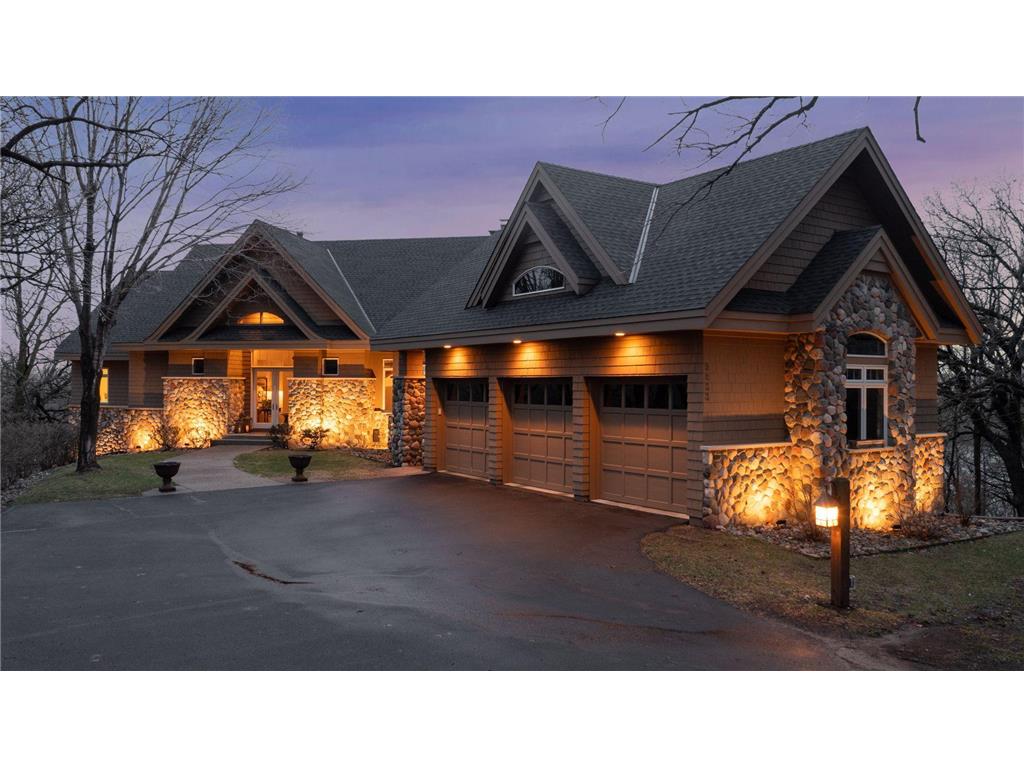 2833 Overlook Circle Bloomington MN 55431 - Minnesota River 6360996 image1