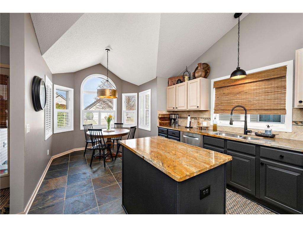 2833 Wilds Lane NW Prior Lake MN 55372 7044508 image7