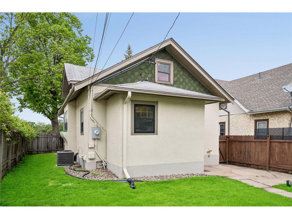 2837 Lincoln Street NE Minneapolis MN 55418 7072614 image25