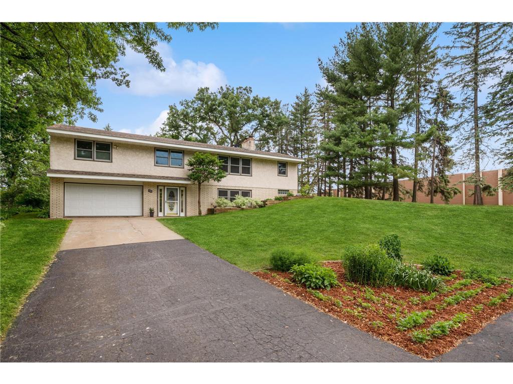 284 Demont Avenue E Little Canada MN 55117 6387326 image1