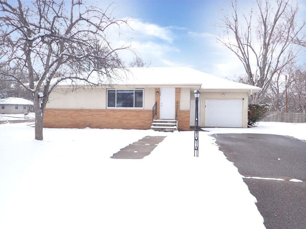 284 Dionne Avenue Roseville MN 55113 6508364 image1