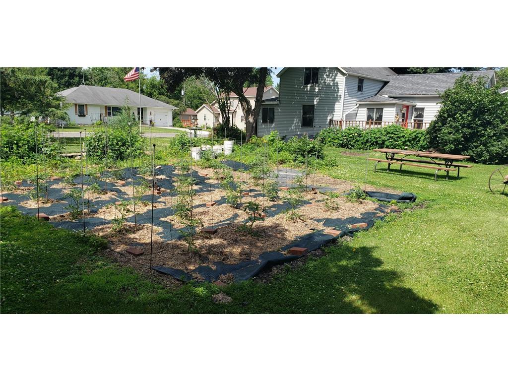 284 Elm Street S Prescott WI 54021 6748608 image7