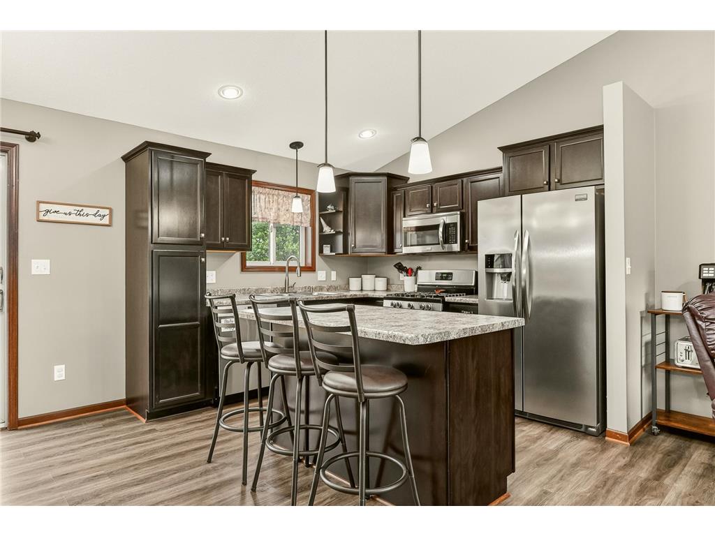 284 Highlands Avenue Zumbrota MN 55992 7084549 image10