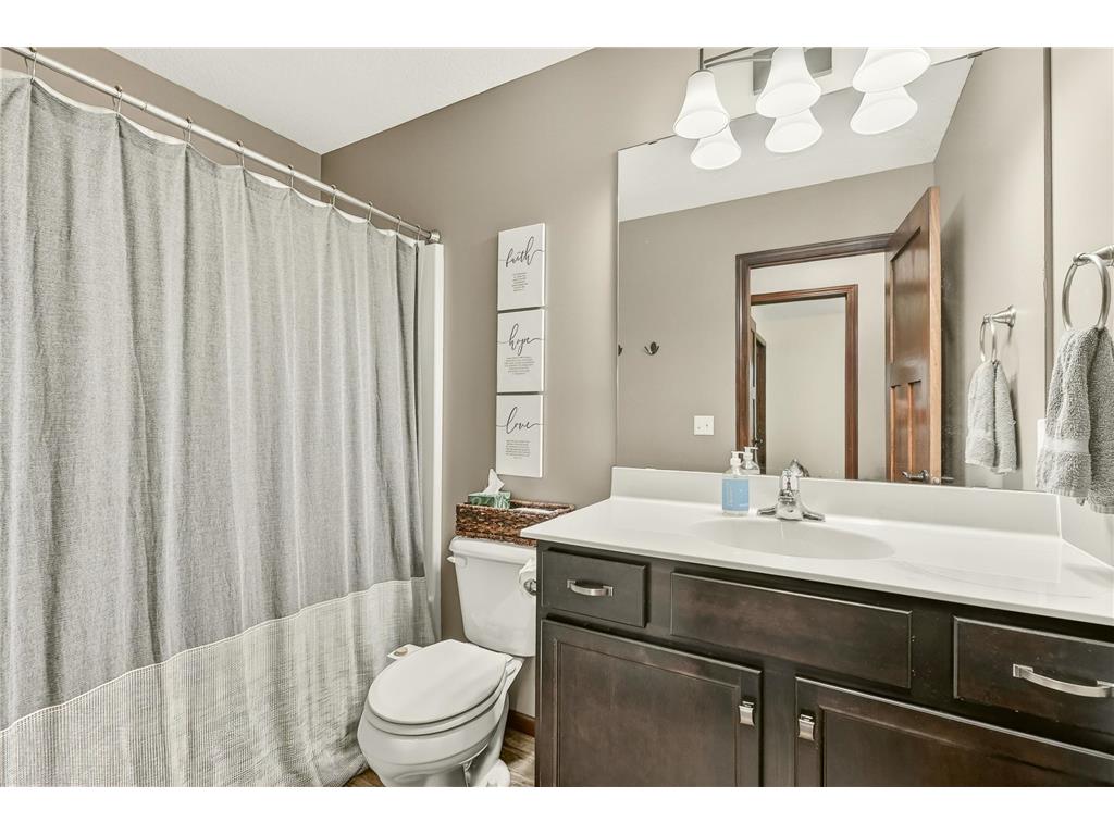 284 Highlands Avenue Zumbrota MN 55992 7084549 image14