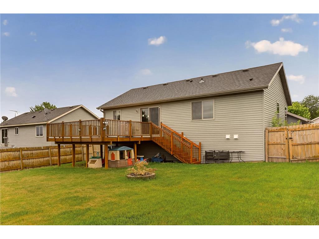 284 Highlands Avenue Zumbrota MN 55992 7084549 image4