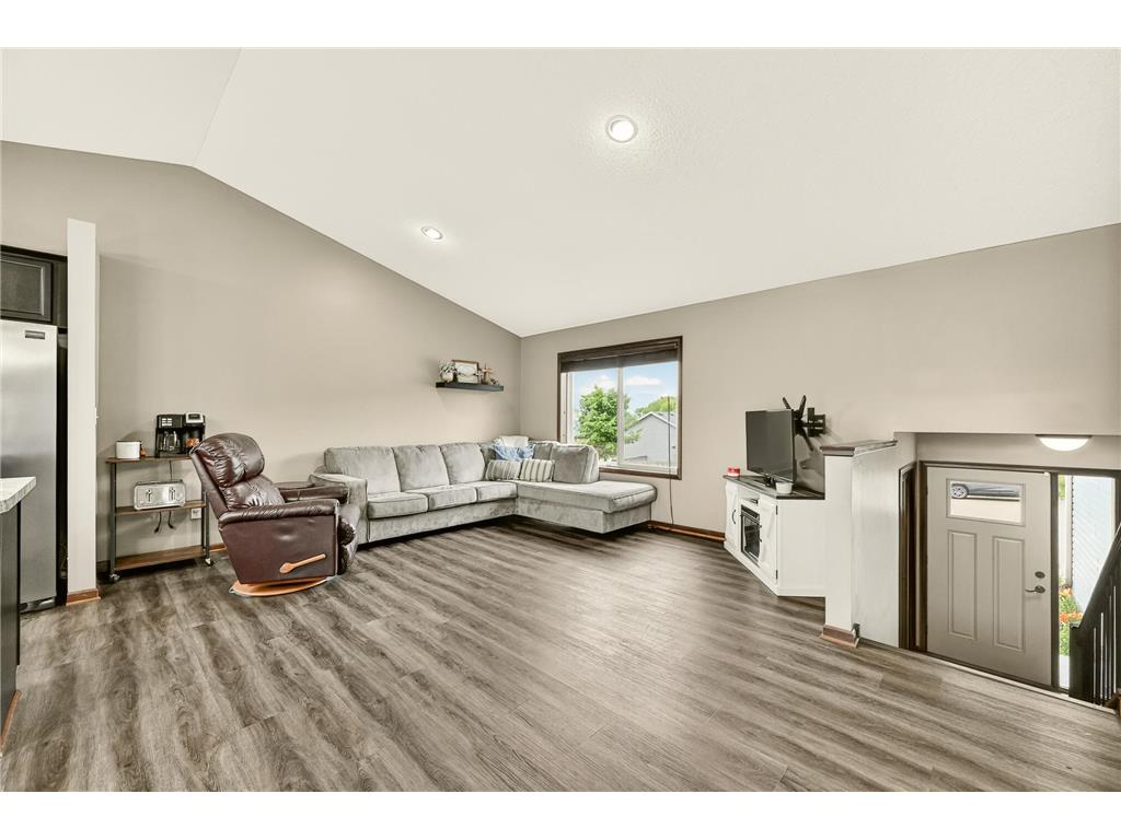 284 Highlands Avenue Zumbrota MN 55992 7084549 image6