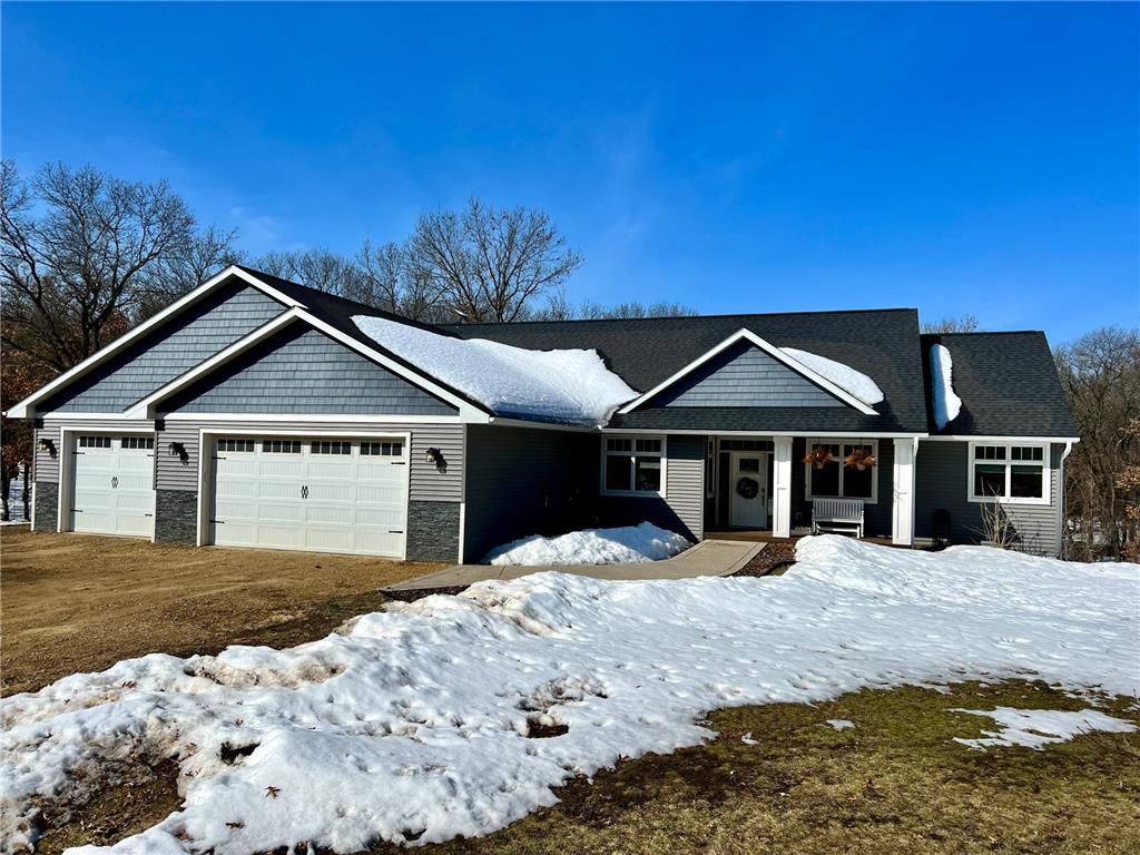 284 Sherwood Forest, Kinnickinnic Twp, WI, 54022 MLS 6347308 Edina