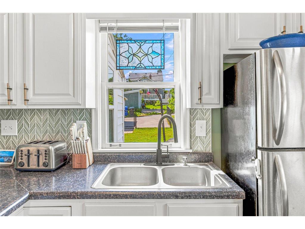 284 Winona Street E Saint Paul MN 55107 7113016 image13