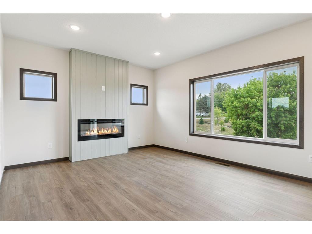 2840 219th Avenue NE East Bethel MN 55011 7074340 image10