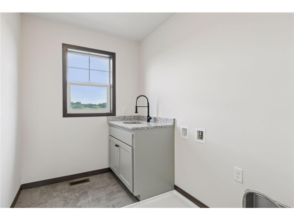 2840 219th Avenue NE East Bethel MN 55011 7074340 image20