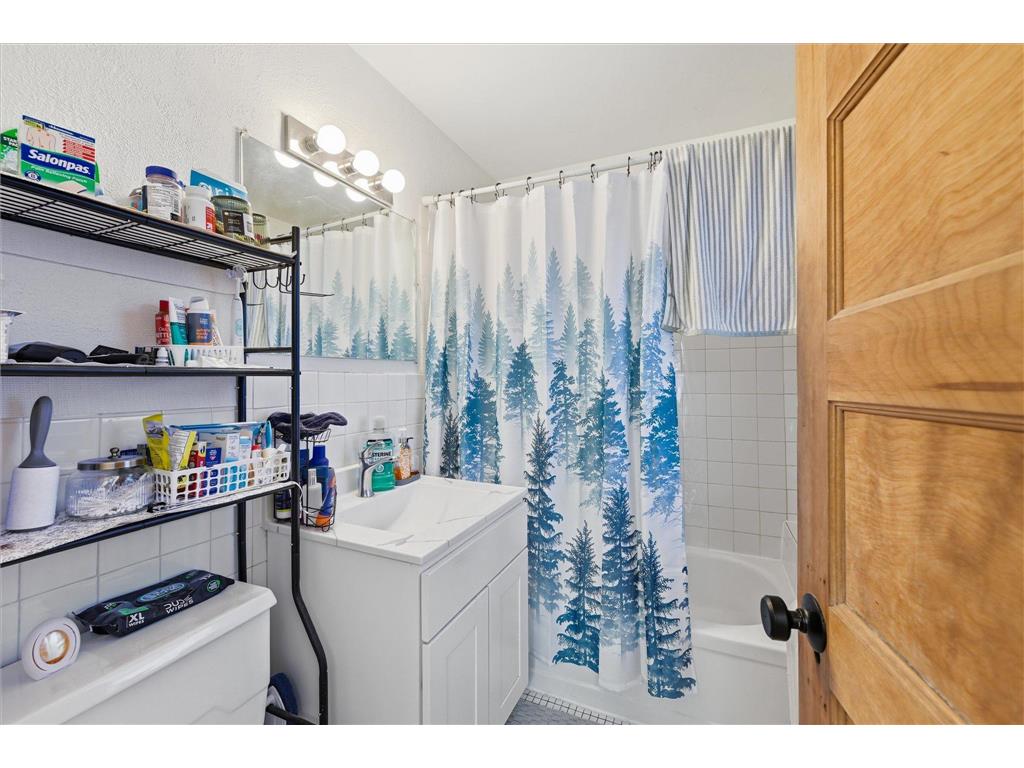 2840 28th Avenue S Minneapolis MN 55406 7033772 image31