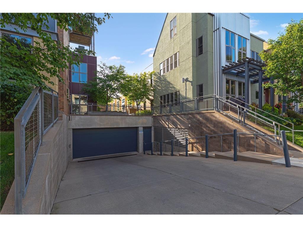 2840 Bryant Avenue S #E303 Minneapolis MN 55408 6823686 image39