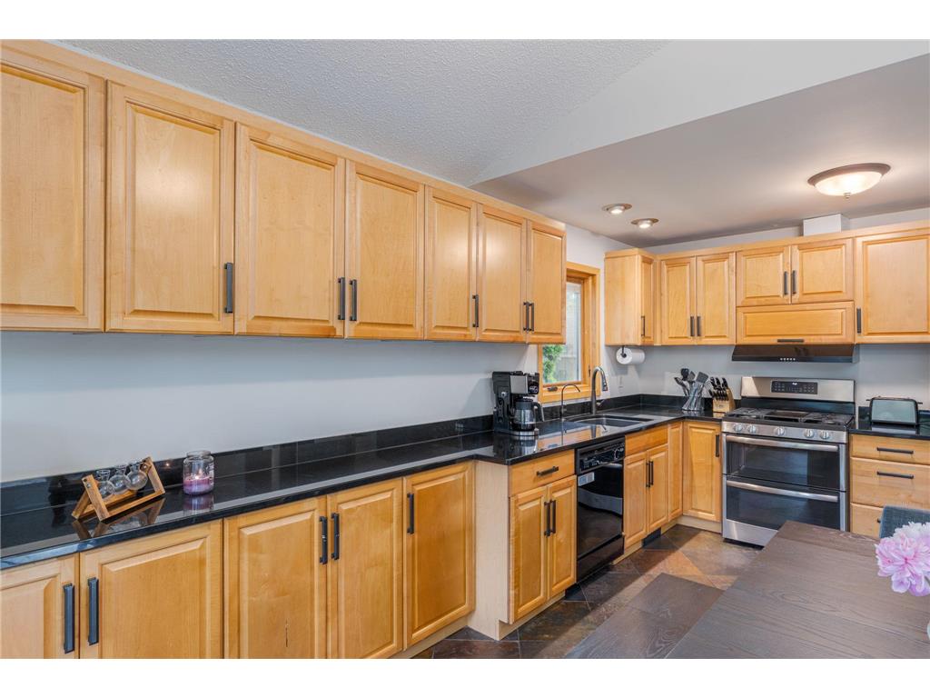 2840 Mayflower Avenue Minnetonka MN 55305 7079869 image13