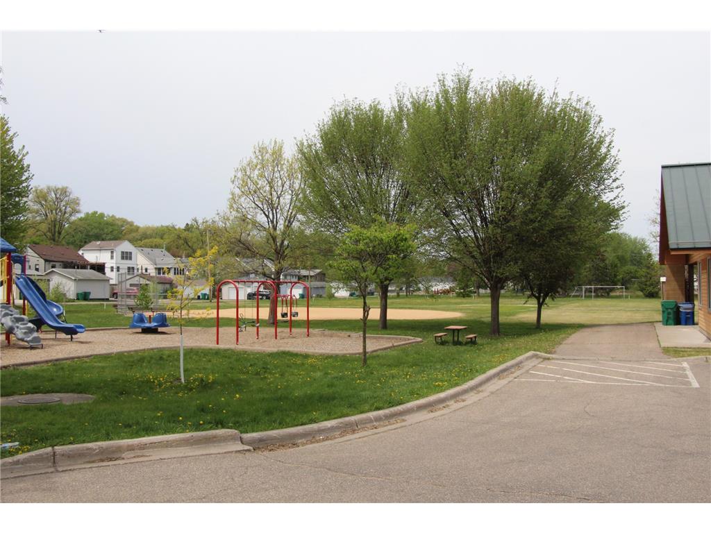 2841 Blackstone Avenue Saint Louis Park MN 55416 7075031 image22