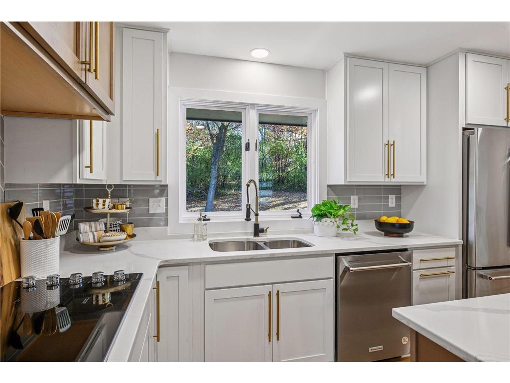 2841 Mayfield Road Minnetonka MN 55391 6814486 image8