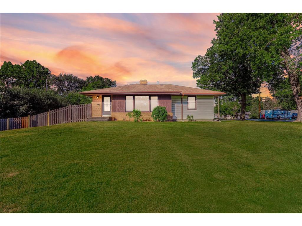 2841 Noble Avenue N Golden Valley MN 55422 6794588 image1