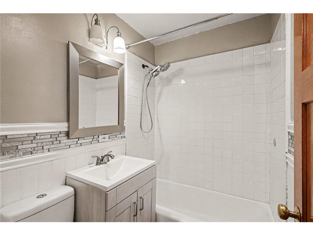 2842 Lexington Avenue S Eagan MN 55121 7111762 image15