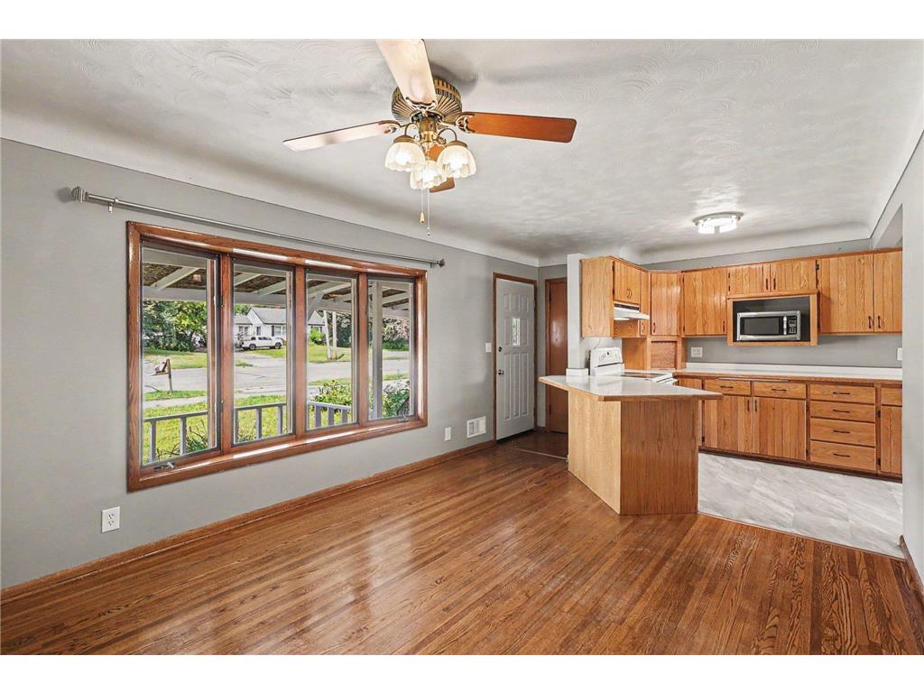 2842 Lexington Avenue S Eagan MN 55121 7111762 image2