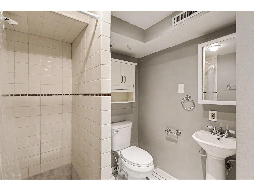 2842 Lexington Avenue S Eagan MN 55121 7111762 image23