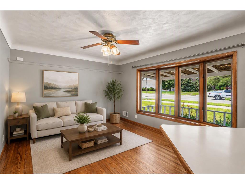 2842 Lexington Avenue S Eagan MN 55121 7111762 image3