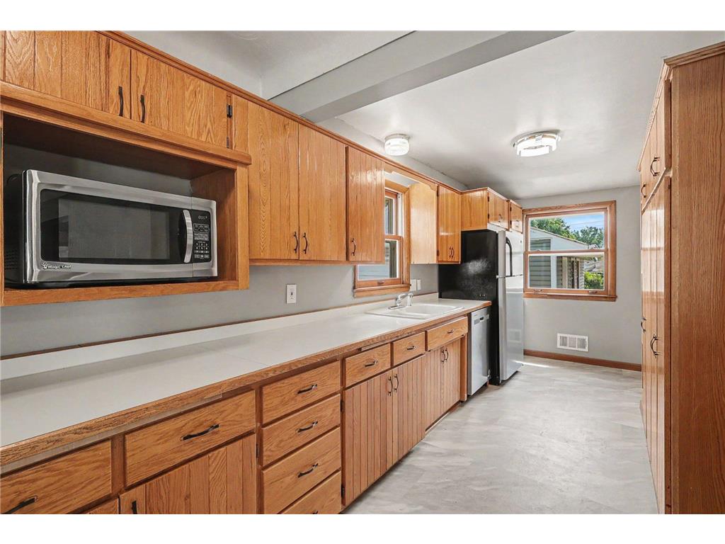 2842 Lexington Avenue S Eagan MN 55121 7111762 image6