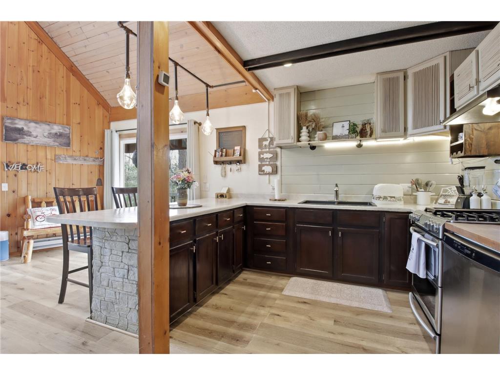 28420 Viking Court Danbury WI 54830 - Birch Island 7067255 image7