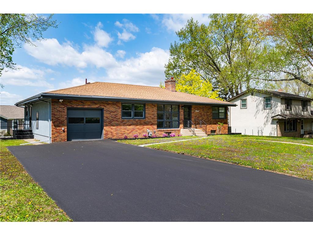 2843 Churchill Street Roseville MN 55113 7074538 image1