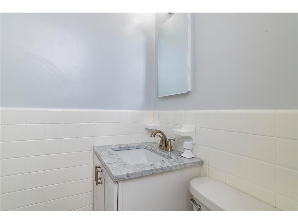 2843 Churchill Street Roseville MN 55113 7074538 image17